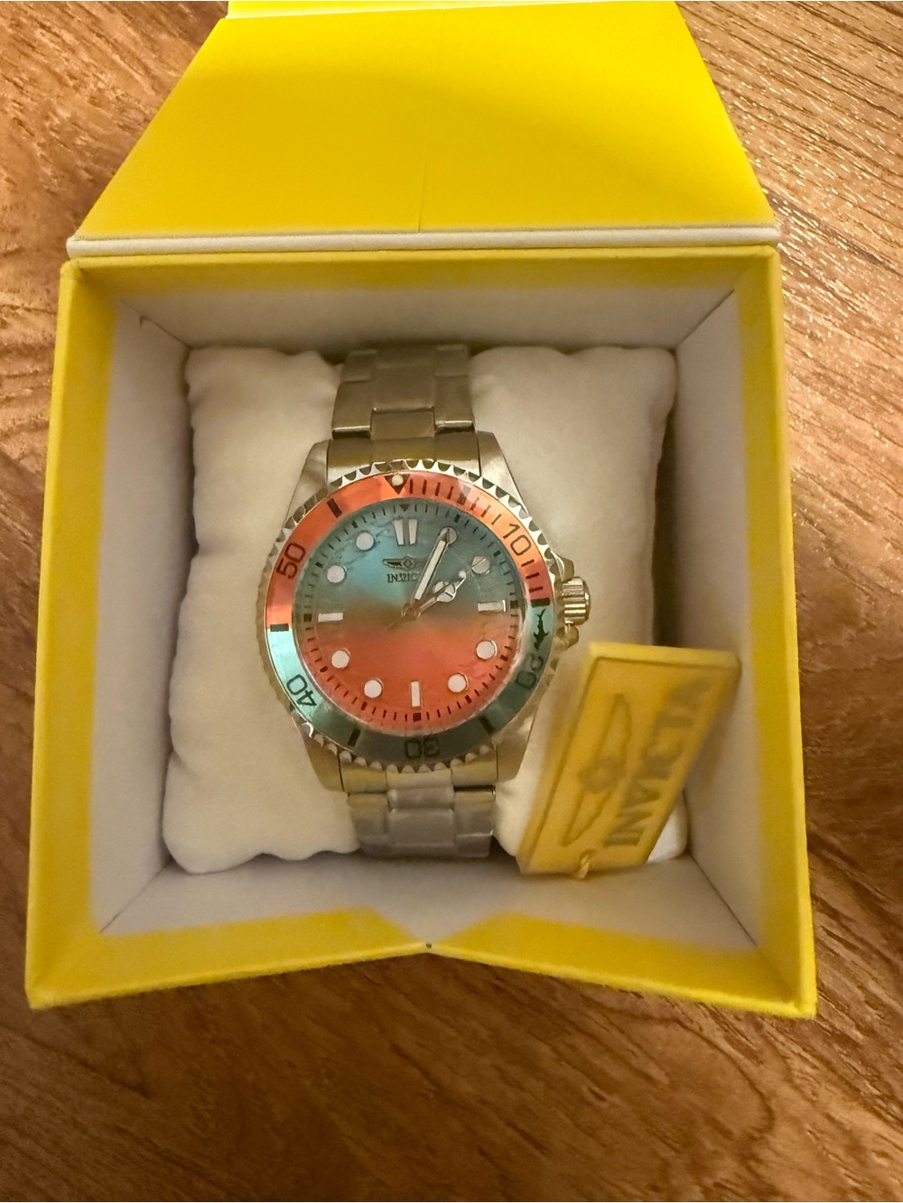 Invicta Men’s Two-Tone Green and Orange Stainless Steel Dive Watch